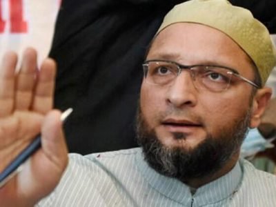Shoe thrown at MIM Chief Asaduddin Owaisi in Mumbai Rally