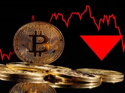 Bitcoin Crash | बिटकॉइनची किंमत उच्चांकावरून 70 टक्क्याने कोसळली | खरेदीची संधी की बुडबुडा फुटतोय?