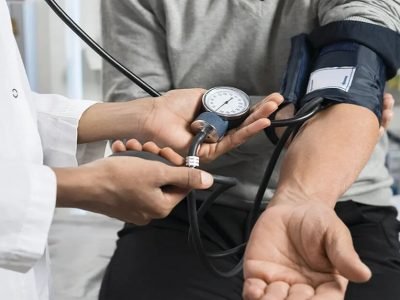 Blood Pressure | तुम्हाला ब्लड प्रेशर नियंत्रणात ठेवायचे असल्यास या 7 पदार्थांचा आहारात समावेश करा