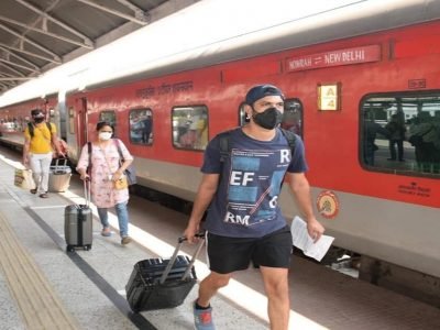 IRCTC Railway Ticket | यात्री कृपया ध्यान दें! जनरल तिकिट आणि स्लीपर कोच संदर्भात रेल्वेने नियम बदलला, प्रवाशांना फायदा