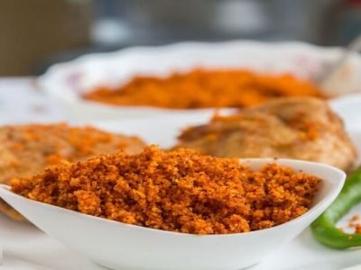 Special Recipe | घरच्याघरी गावरान झणझणीत लसूण खोबर चटणी बनवा – वाचा रेसिपी