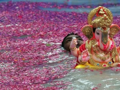 दीड दिवसांच्या गणेश विसर्जनासाठी मुंबई महापालिका सज्ज | 246 ठिकाणी विसर्जनाची सोय