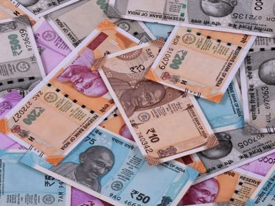 Global Capital Markets Share Price | अबब! या शेअरने 1 लाखावर दिला 50 लाख रुपये परतावा, स्टॉक स्प्लिटने पैसा पटीत वाढला, डिटेल्स