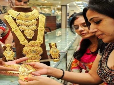 Gold Rate Today | खुशखबर! सोने-चांदीच्या किमती आणखी घसरल्या, जाणून घ्या आजचे दर