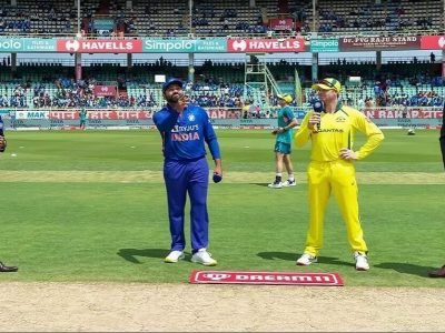 IND Vs AUS 3rd ODI | ऑस्ट्रेलियाने नाणेफेक जिंकून फलंदाजीचा निर्णय घेतला, हार्दिक पंड्याने ऑस्ट्रेलियाला सलग 3 धक्के दिले