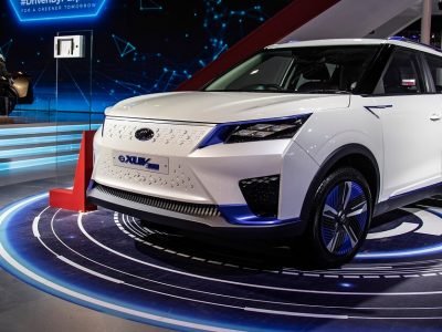 Mahindra XUV300 EV | महिंद्रा एक्सयूव्ही300 इलेक्ट्रिक कार लवकरच लाँच होणार | वैशिष्ठ्ये जाणून घ्या
