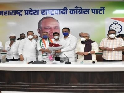 मालेगावचे माजी आमदार आसिफ शेख यांचा शेकडो कार्यकर्त्यांसह राष्ट्रवादीमध्ये जाहीर प्रवेश