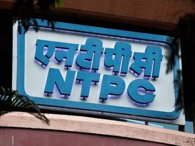 NTPC Share Price | सरकारी कंपनीचा शेअर खरेदी करा, यापूर्वी दिला 370 टक्के रिटर्न, पुढची टार्गेट प्राईस अपडेट