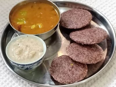 Ragi Roti Recipe | वजन कमी करण्यासाठी या पीठाने तयार केलेली चपाती खा, पोटाची चरबी कमी होईल