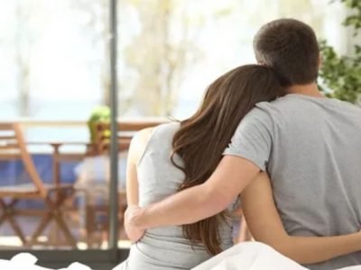 Relationship Tips | विवाहित पुरुषांनी या 4 गोष्टी टाळाव्या; अन्यथा पत्नीची चिडचिड वाढून नात्यात अंतर वाढू लागेल
