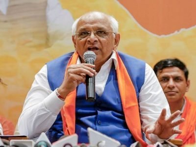 गुजरातच्या मुख्यमंत्र्यांवर लेख लिहिला म्हणून ‘सौराष्ट्र हेडलाइन’ वर्तमानपत्राचे संपादक आणि मालक यांच्या विरोधात एफआयआर दाखल