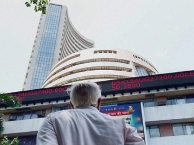Sensex Prediction | 2022 च्या अखेरीस सेन्सेक्स 62,000 चा टप्पा गाठू शकतो | BNP परिबा’चा अनुमान
