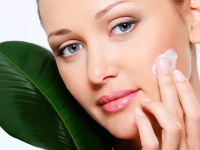 Skin Care | किचनमधील या 5 गोष्टींच्या मदतीने आपला चेहरा उजळेल, जाणून घ्या वापरण्याची पद्धत