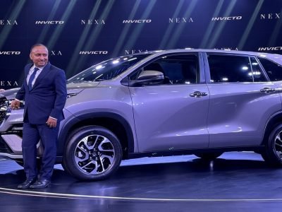 New Car Buying Tips | नवीन वर्षात घरासमोर उभी करा नवीकोरी कार, अशा पद्धतीने डील केल्यास मिळेल जास्तीत जास्त फायदा