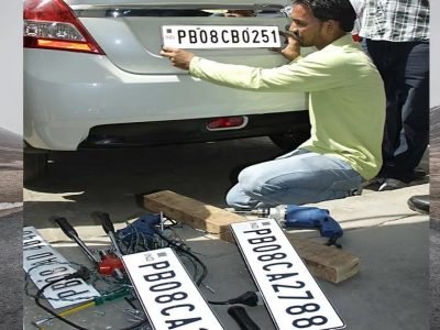 Vehicle Toll Plate | आता वाहनात टोल प्लेट बसवणार, नंबर प्लेट सिस्टीम बदलणार, तुम्हाला कमी पैसे मोजावे लागणार