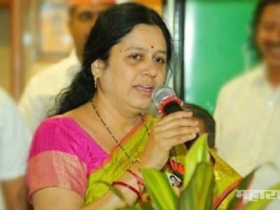 भाजपच्या माजी आमदार मेधा कुलकर्णींवर पुण्यात हल्ला भाजपच्या माजी आमदार मेधा कुलकर्णींवर पुण्यात हल्ला