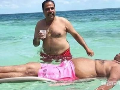 दुष्काळ: ग्रामीण जनतेची गोड्या पाण्यासाठी वणवण तर सत्ताधारी खाऱ्या पाण्यात तरंगत आहेत दुष्काळ: ग्रामीण जनतेची गोड्या पाण्यासाठी वणवण तर सत्ताधारी खाऱ्या पाण्यात तरंगत आहेत