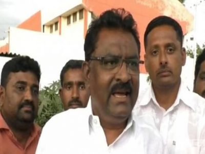 भाजप आमदाराने विंग कमांडर अभिनंदन यांना दिली चंदन तस्कराची उपमा