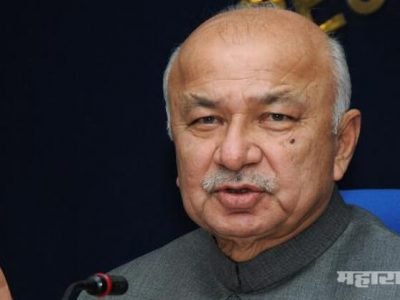काँग्रेसनं शिवसेनेसोबत जाऊ नये: सुशीलकुमार शिंदे