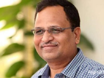 दिल्लीचे आरोग्यमंत्री सत्येंद्र जैन रुग्णालयात दाखल, ताप व श्वसनास त्रास