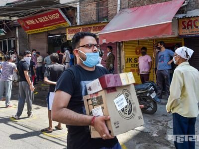 दारूविक्रीसाठी ‘होम डिलिव्हरी’चा विचार करावा; सुप्रीम कोर्टाची सूचना पण आदेश नाही