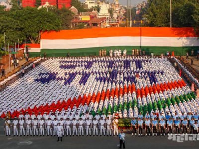 ७३ वा स्वातंत्र्य दिन देशभरात उत्साहात साजरा