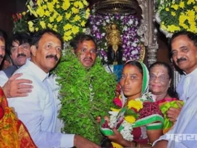 pandharpur mahapuja shengaon jadhav couple perform shasakiy mahapuja
