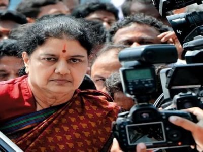 तामिळनाडूच्या राजकारणात भूकंप | शशिकला यांचा राजकारणातून संन्यास