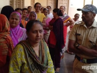 जालन्यातील टाकळी अंबड येथे दीड तासापासून मतदान यंत्र बंद, मतदार निघून गेले